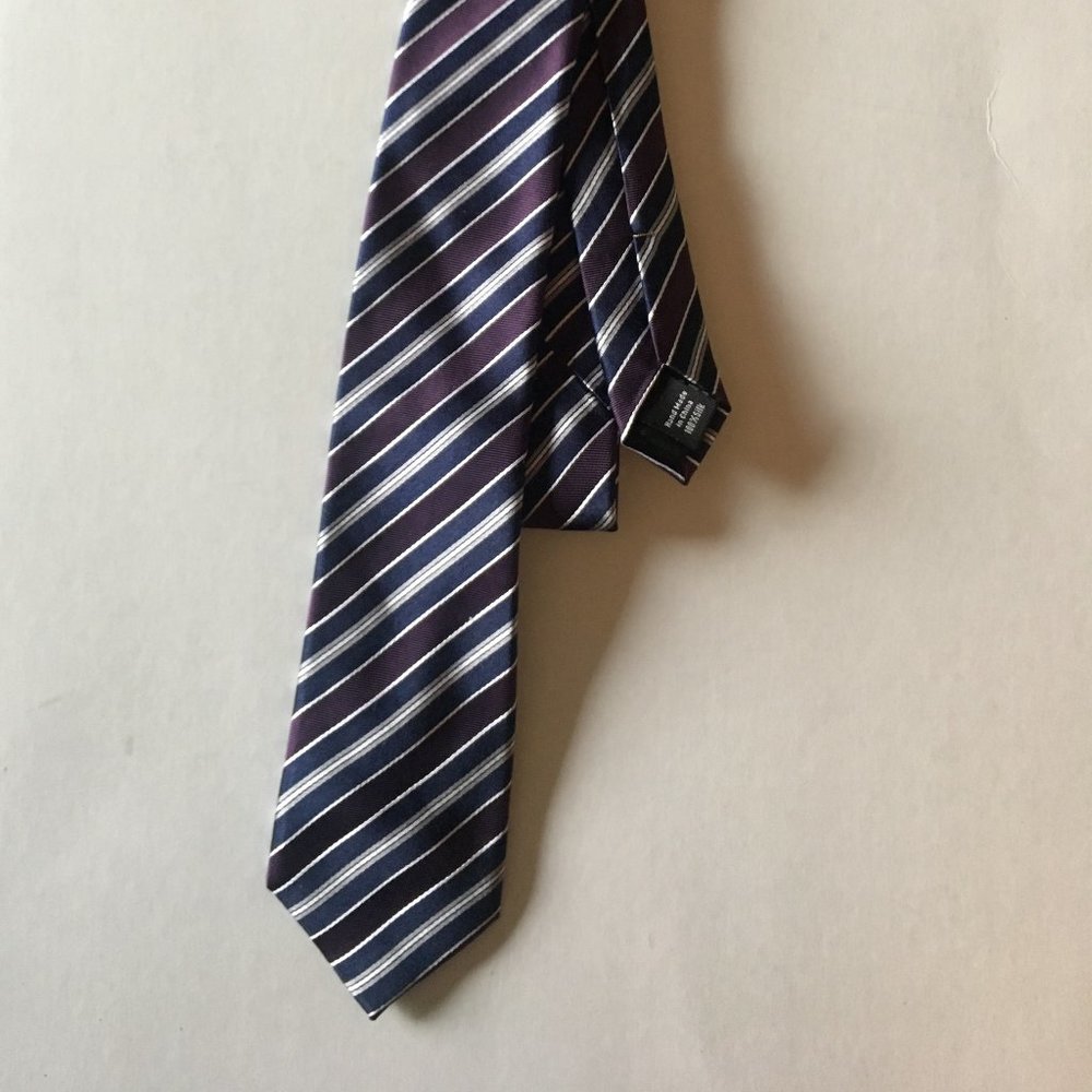 Dockers Maroon Gray Striped 100% Silk Tie